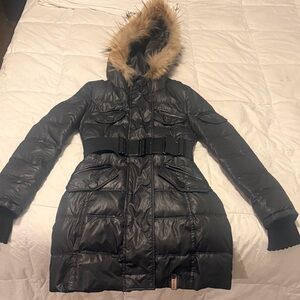Rudsak Genie Hooded Down Coat With Fur Trim
SIZE TP/XS